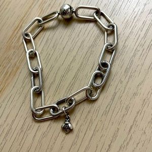 Pandora Me Link Bracelet 7.9 inch with Bee Charm